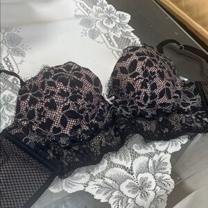 Victoria’s Secret Bra 32 С  Dream Angels Lined Demi Floral Lace Fringe Sexy